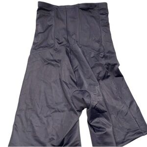 Miracle suit black shaper bottoms size medium